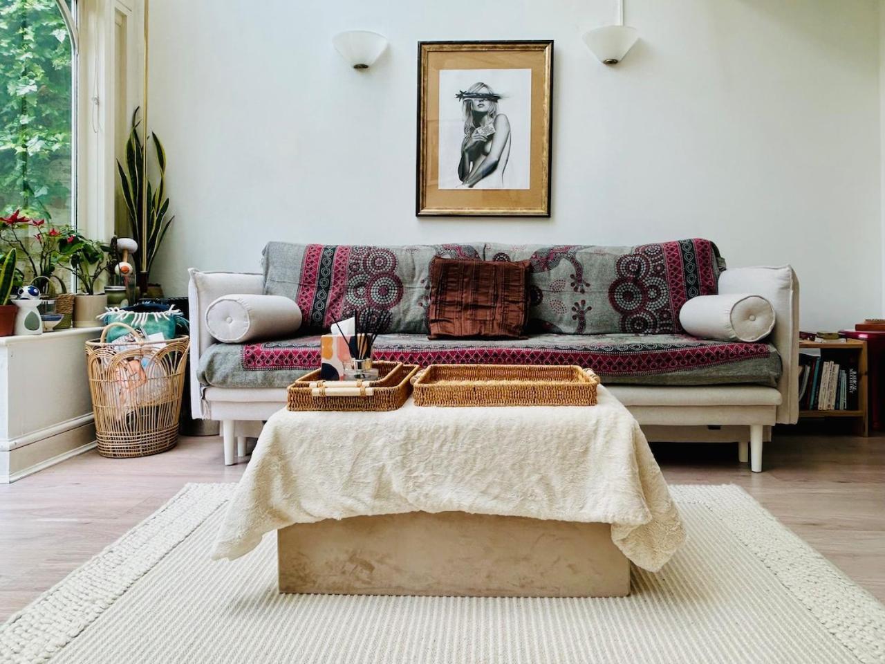 Kensington Secret Gem Apartment London Bilik gambar