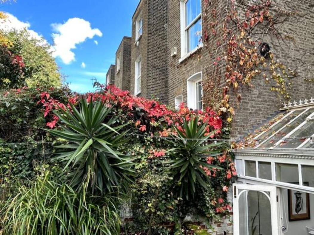 Kensington Secret Gem Apartment London Bilik gambar